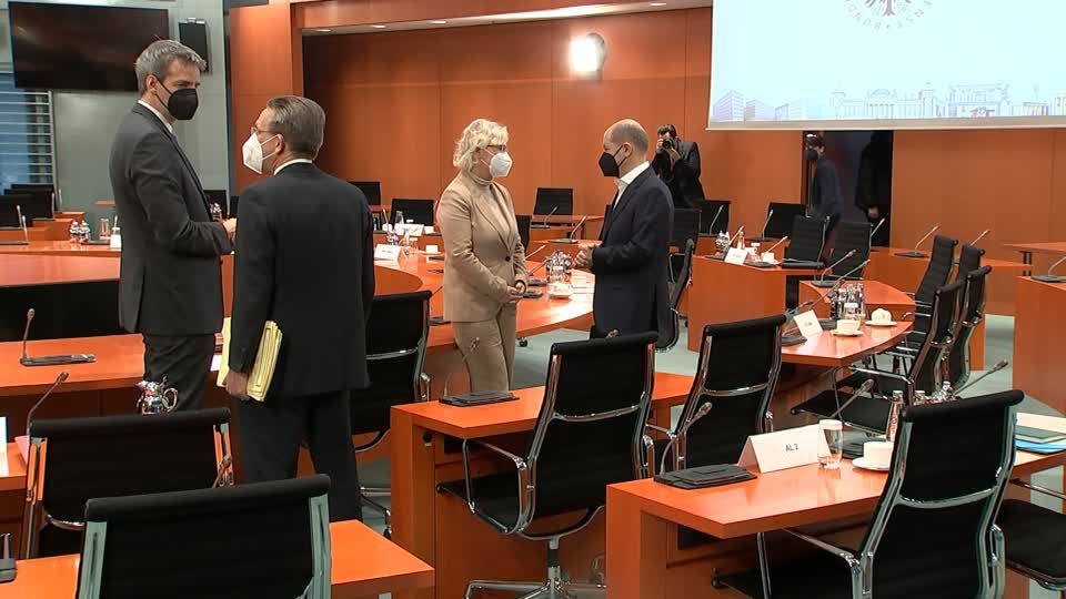 Video: Sicherheitskabinett berät über Ukraine Video: Sicherheitskabinett berät über Ukraine