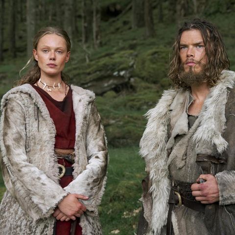 Freydis und Leif in Pelz