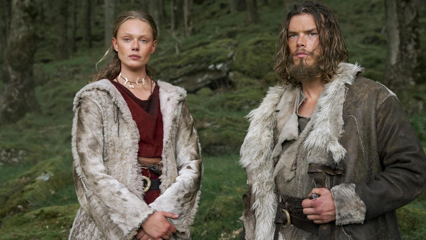 Freydis und Leif in Pelz