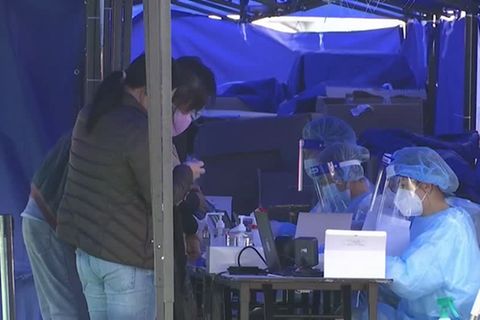 Video: Heftige Corona-Welle in Hongkong