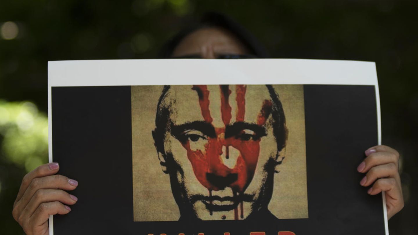 Ukraine War: Volunteers now use restaurant ratings to share information