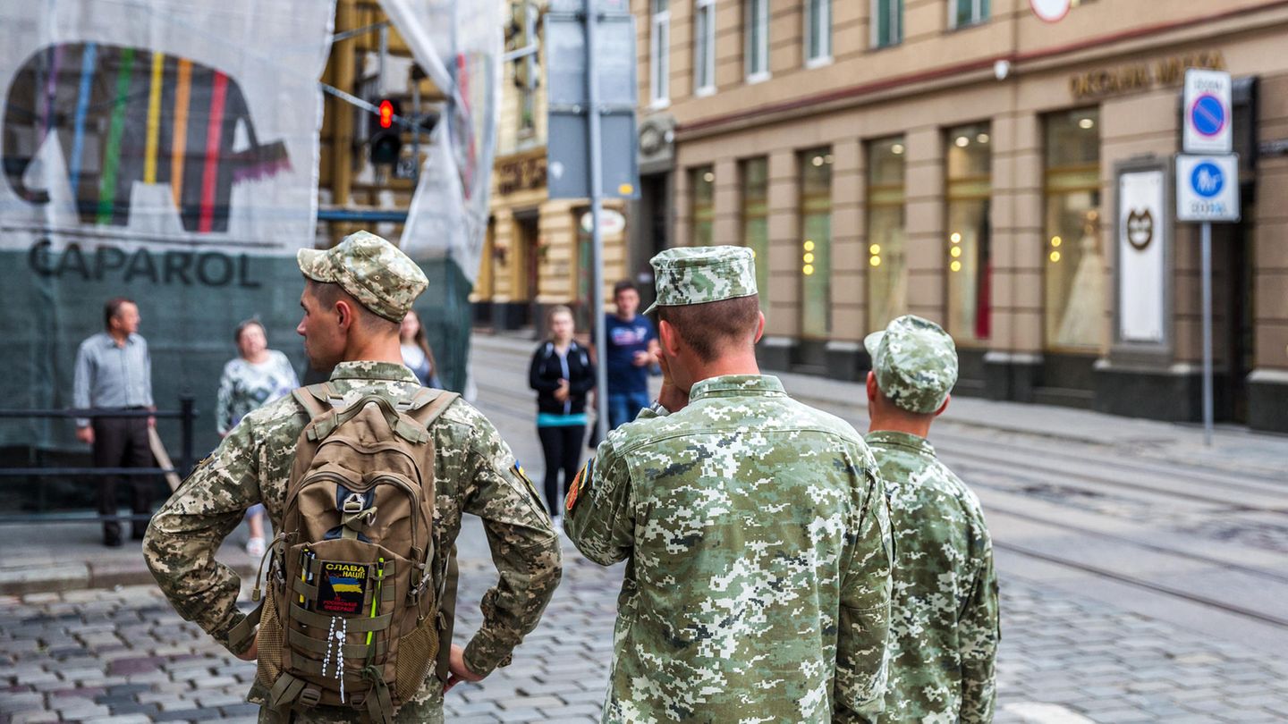 Ukraine richtet Telegram-Kanal zur Identifizierung russischer Soldaten ein  | STERN.de