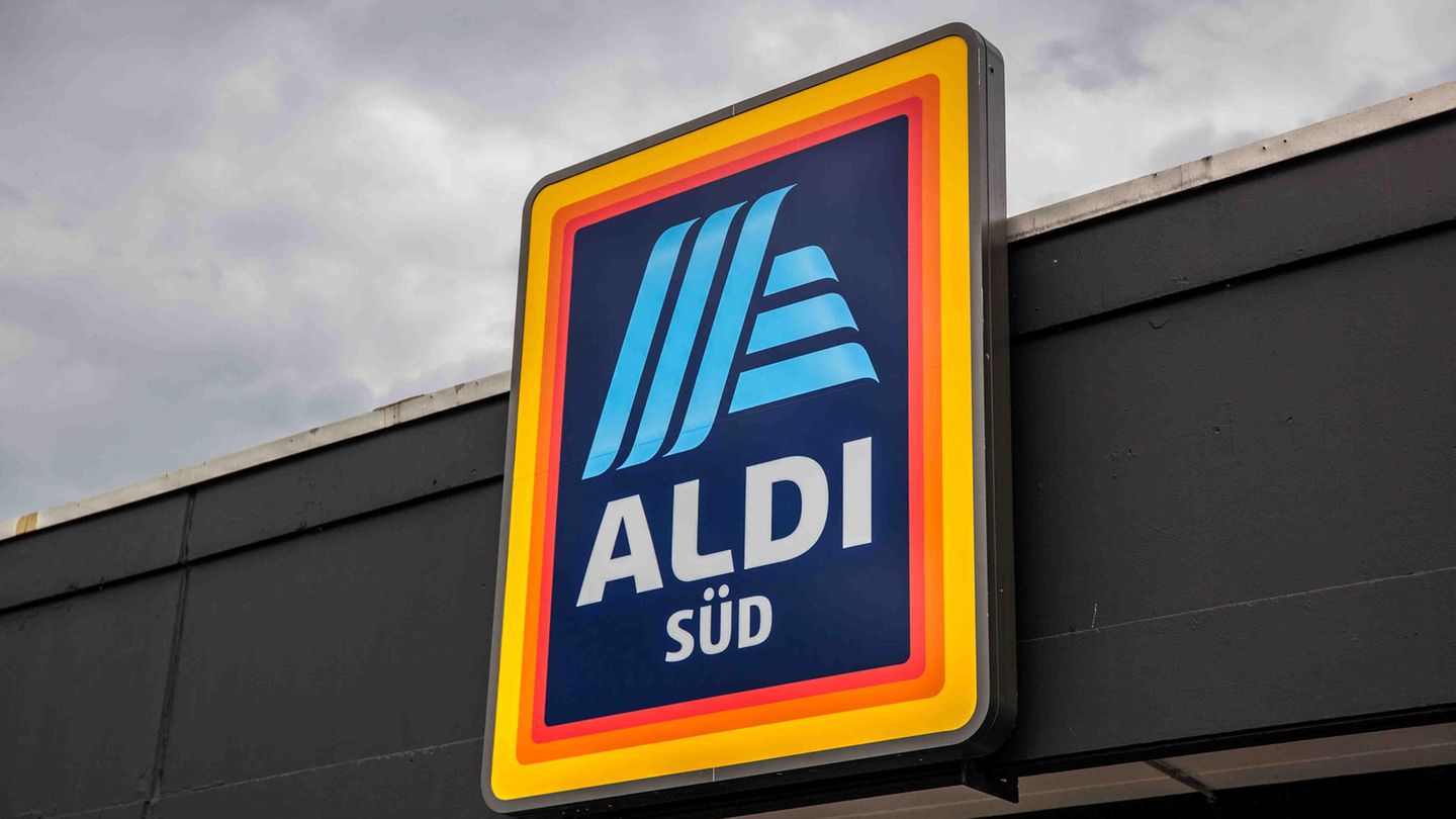 Aldi bans vodka: These supermarkets are boycotting Russian products