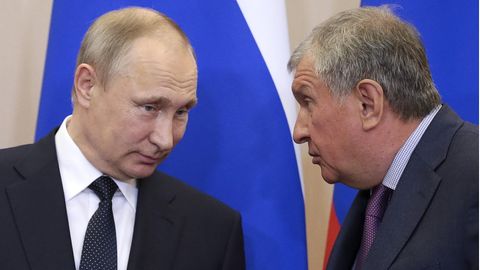Rosneft-Chef Igor Setschin (rechts) mit seinem Freund und Präsidenten Wladimir Putin