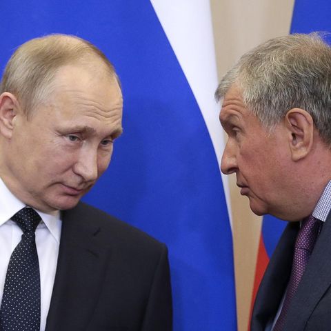 Rosneft-Chef Igor Setschin (rechts) mit seinem Freund und Präsidenten Wladimir Putin