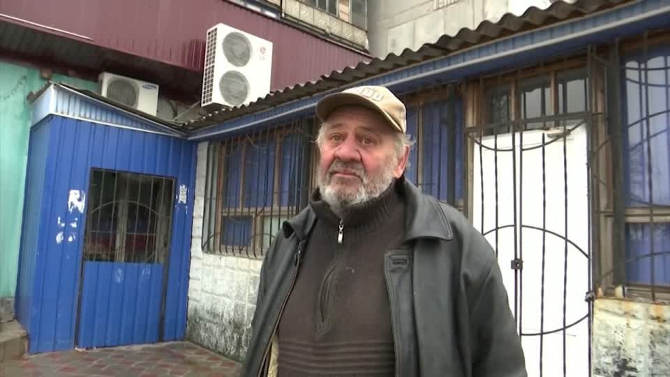 Video: Anwohner in Donezk sind verzweifelt: "Wie lange werden sie uns misshandeln?"