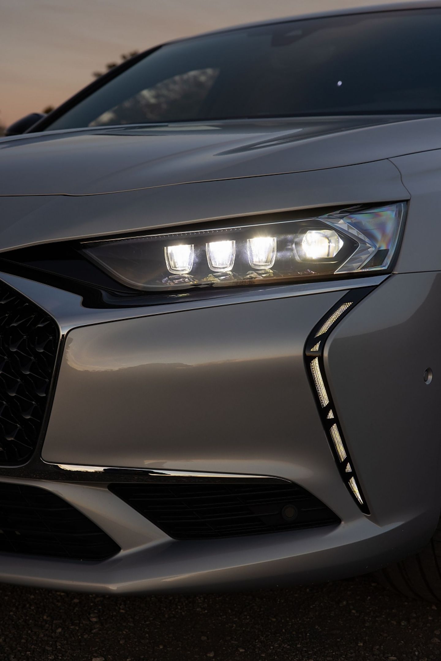 DS 9 E-Tense 250