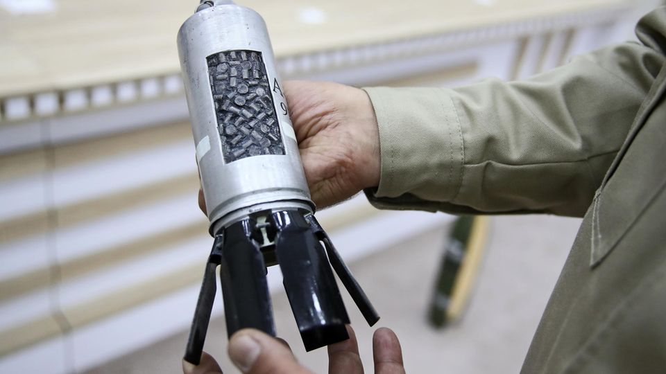 Submunition eines Smerch-Werfers. Foto stammt nicht aus der Ukraine.