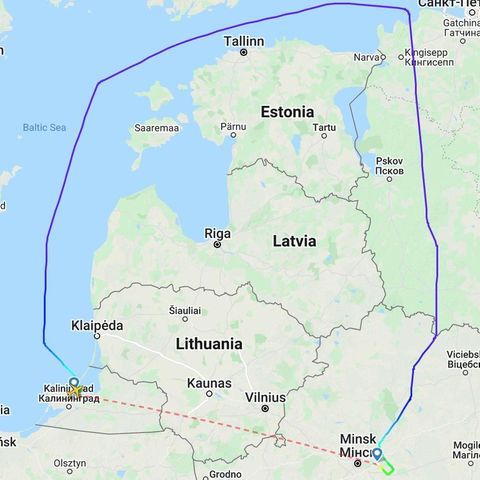 Flug von Kaliningrad nach Minsk: Eine Karte zeigt den riesigen Umweg, den der Flieger wegen des Ukraine-Kriegs nehmen musste.