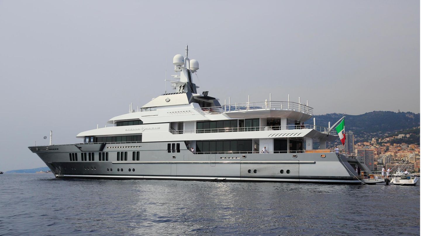 Liveblog Ukraine war: French customs confiscate oligarch’s yacht
