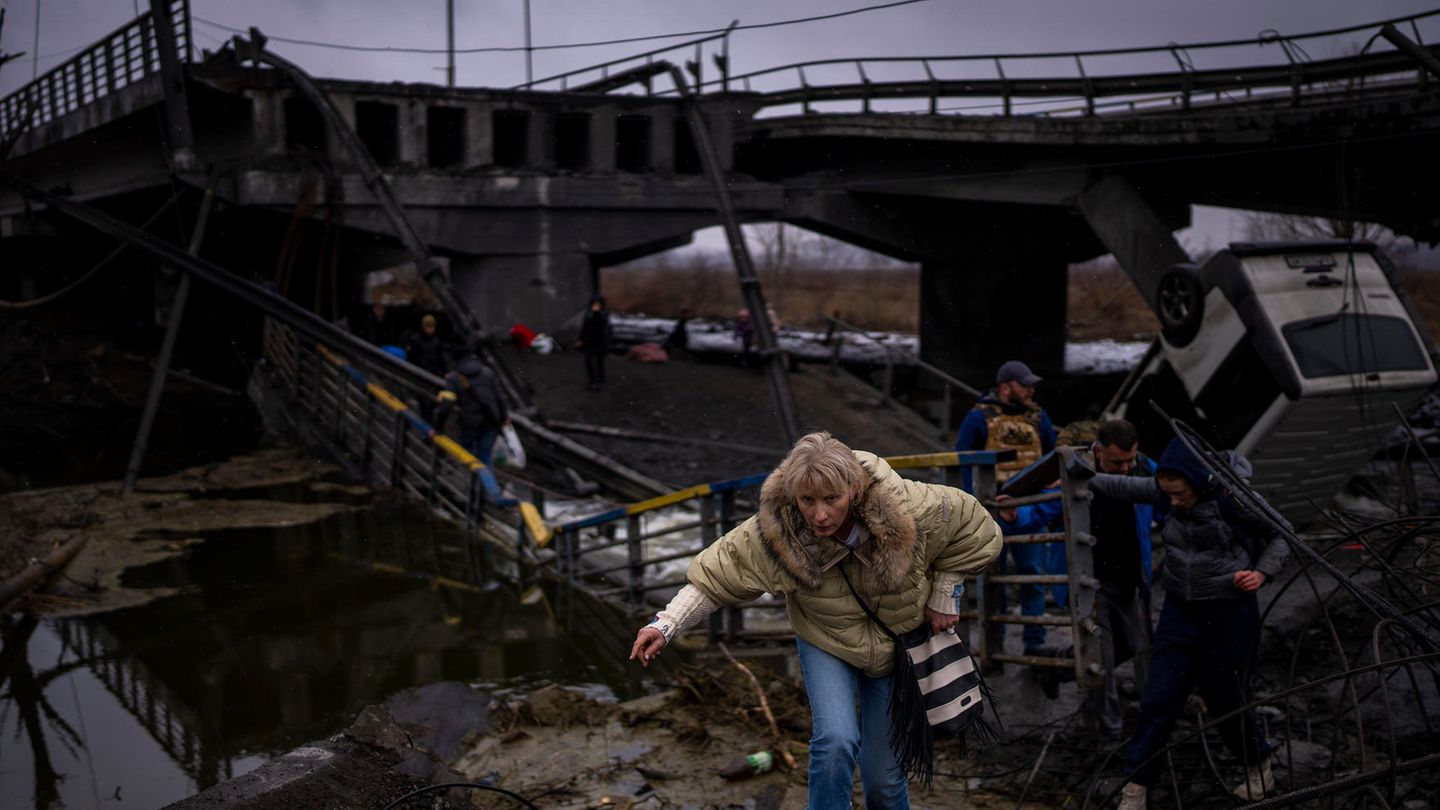 Gesichter Krieg - Flucht Frau