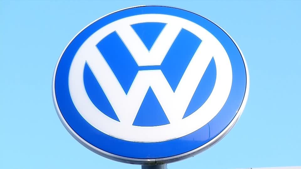 Video: Auch VW stoppt Geschäfte in Russland Video: Auch VW stoppt Geschäfte in Russland