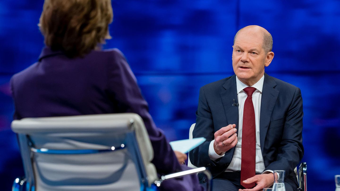 Bundeskanzler Olaf Scholz bei Maybrit Illner