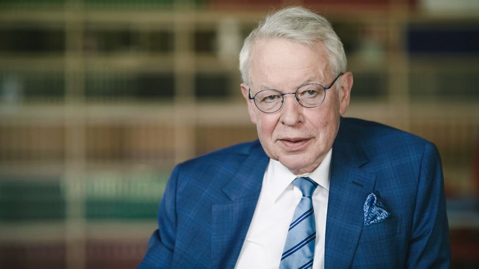 Rechtsanwal Gerhard Strate Rechtsanwal Gerhard Strate