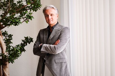 Dr. Darius Alamouti