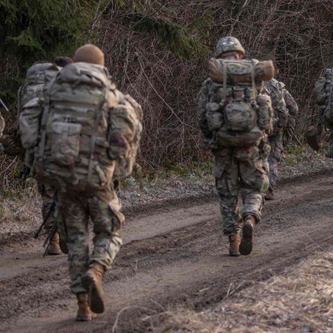 US-soldaten in Polen mit Militär-Experte Gady