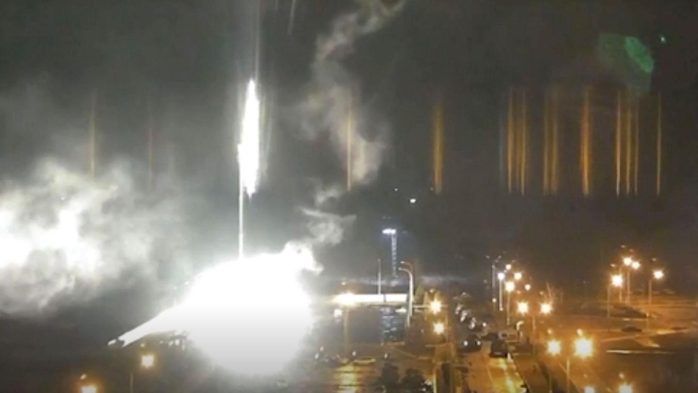 Day nine in the Ukraine war: Russian shelling of nuclear power plants triggers outrage and concern