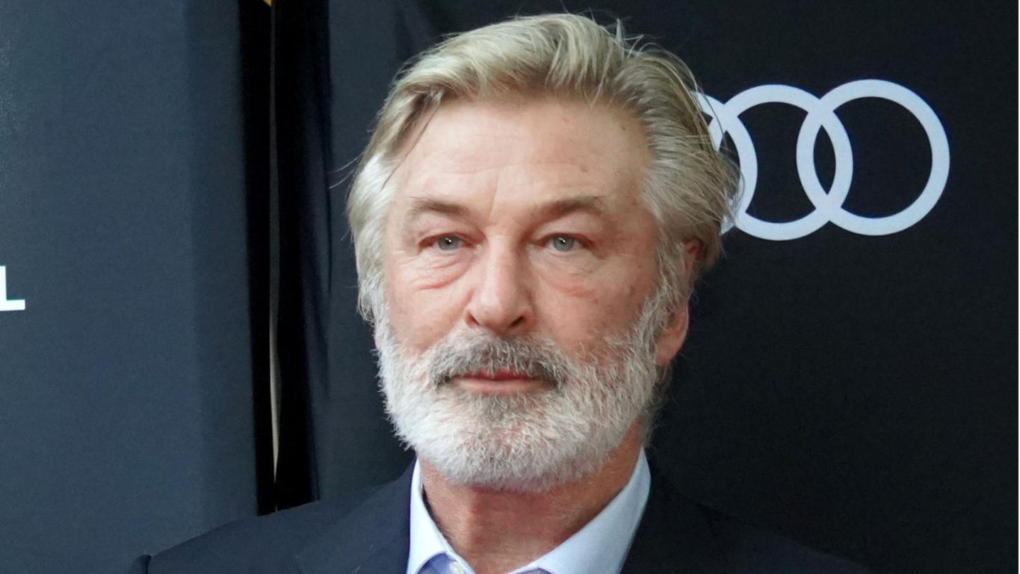 Alec Baldwin says people want to cash in on ‘Rust’ tragedy