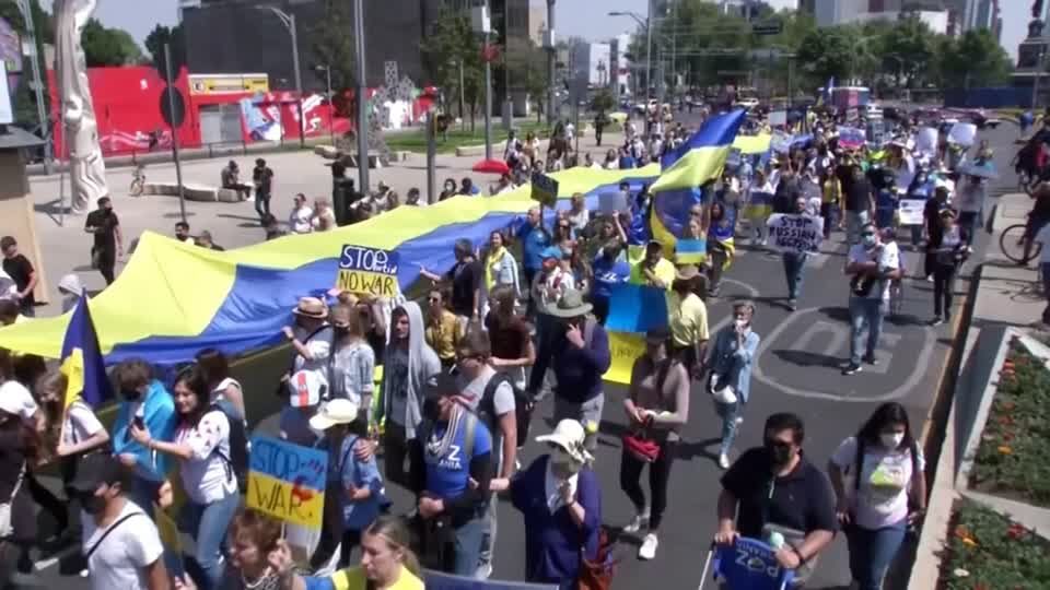 Video: Weltweite Proteste gegen russische Invasion Video: Weltweite Proteste gegen russische Invasion