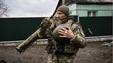Gesichter Krieg - Soldat mit Panzer-Rakete
