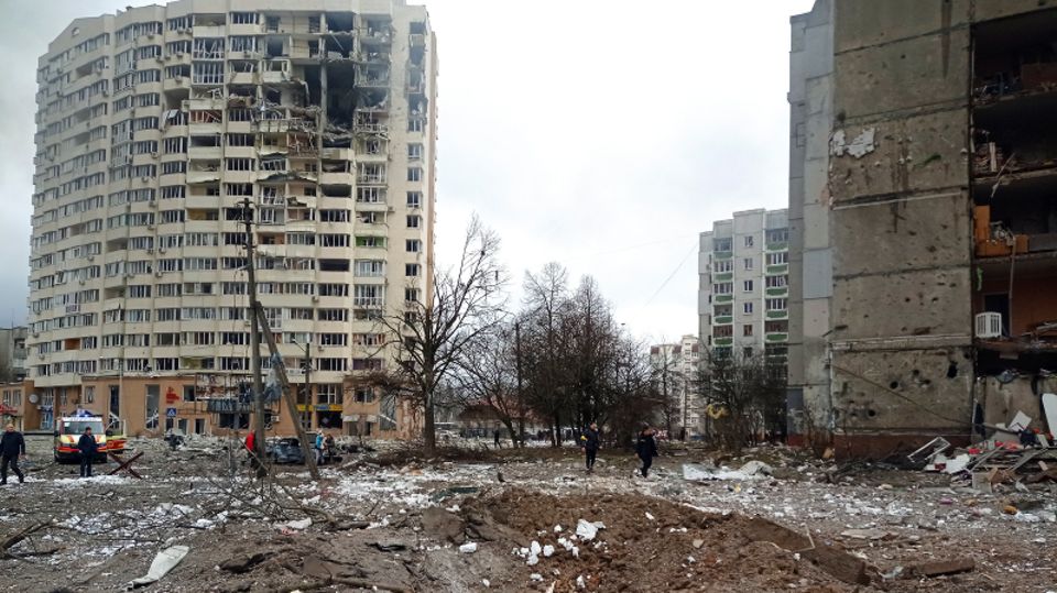 Blick auf das beschädigte Stadtzentrum von Tschernihiw nach einem russischen Luftangriff