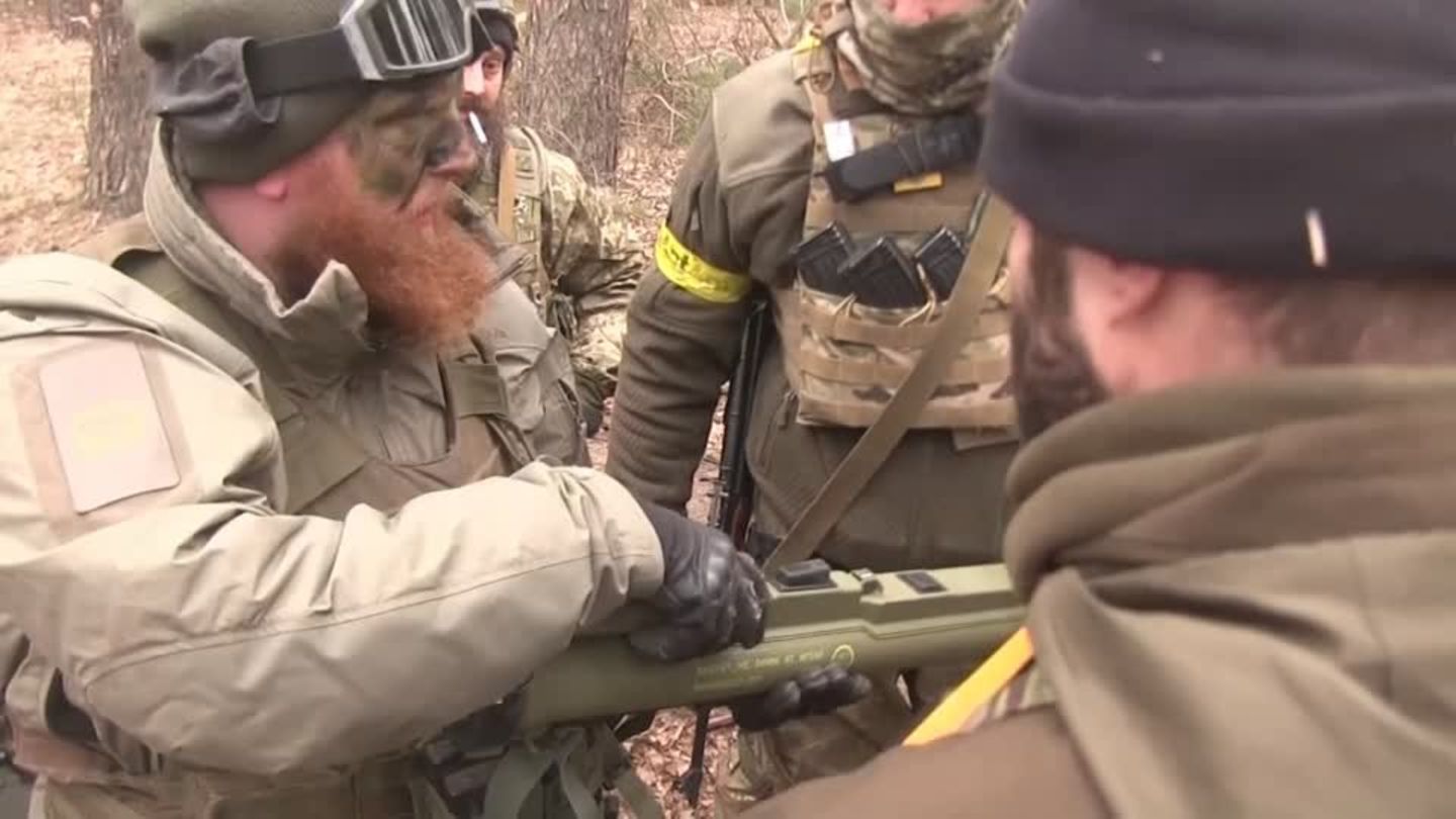 Ukraine: Allegedly 16,000 men in the “international legion” (video) Ukraine: Allegedly 16,000 men in the “international legion” (video)