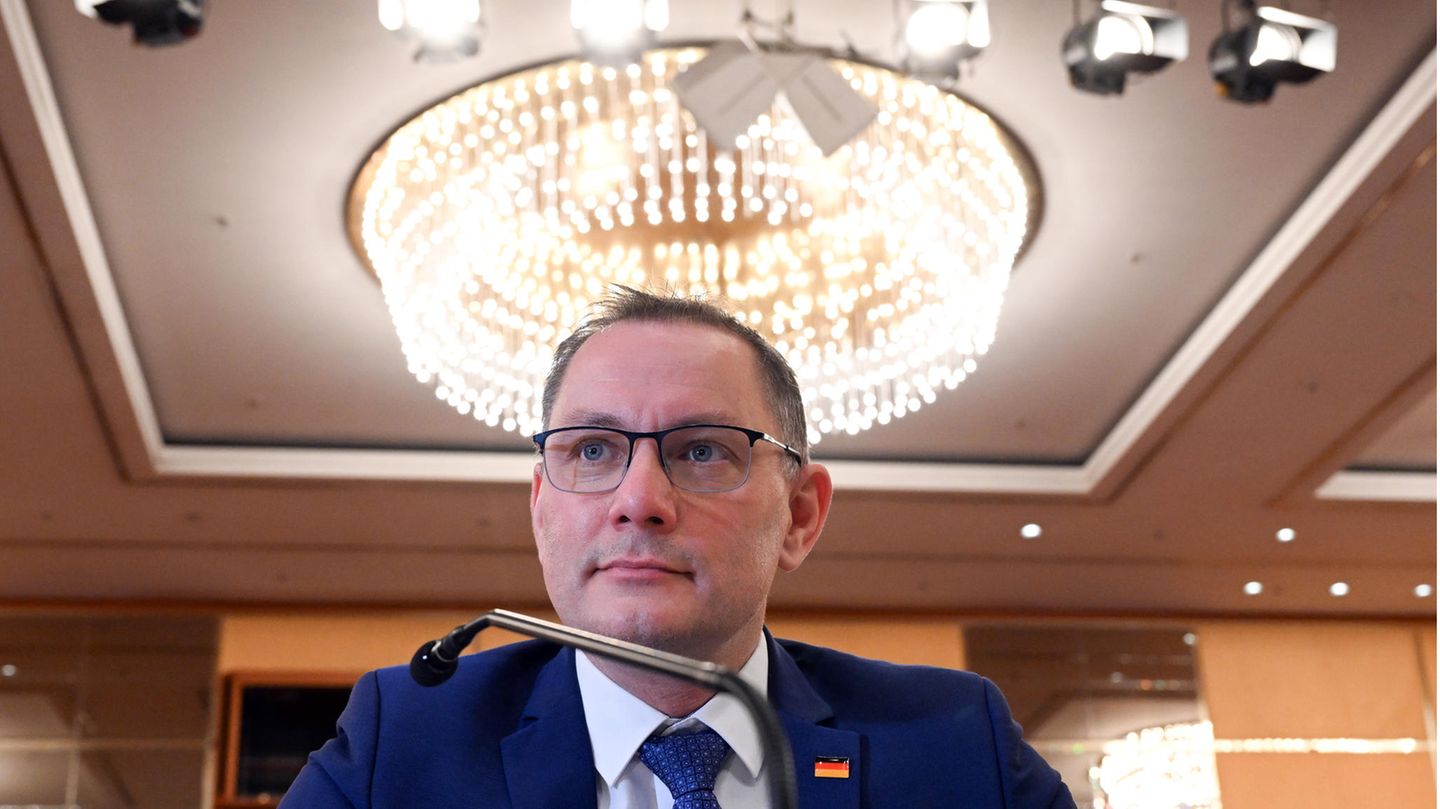 AfD defeat in court: the Office for the Protection of the Constitution is allowed to observe the party