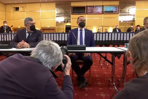Video: Verfassungschutz darf AfD als rechtsextremen Verdachtsfall ansehen