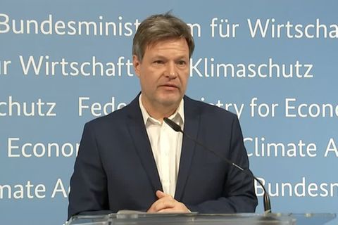 Video: Habeck will Energie-Infrastruktur in "Tesla-Geschwindigkeit" ausbauen