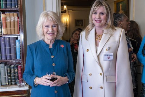 Herzogin Camilla und Schauspielerin Emerald Fennell