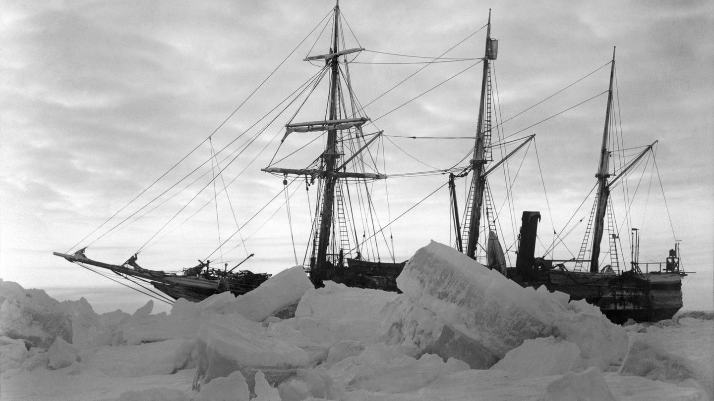 Das Expeditionsschiff "Endurance" steckte 1915 einige Wochen im Packeis fest