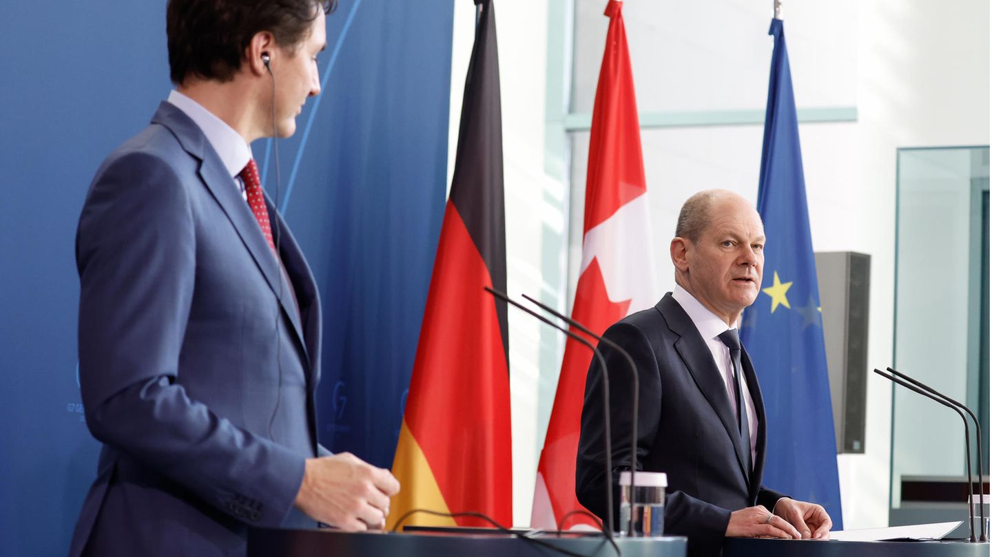 Bundeskanzler Olaf Scholz (r.) und Kanadas Premierminister Justin Trudeau