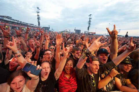Fans vor der Coronavirus-Pandemie beim "Rock am Ring"-Festival 2019