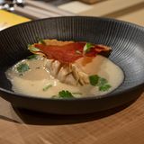 Gemüse-Dumpling mit Sellerie-Kartoffel-Sud und Serrano-Chip  Hier geht's zum Rezept!