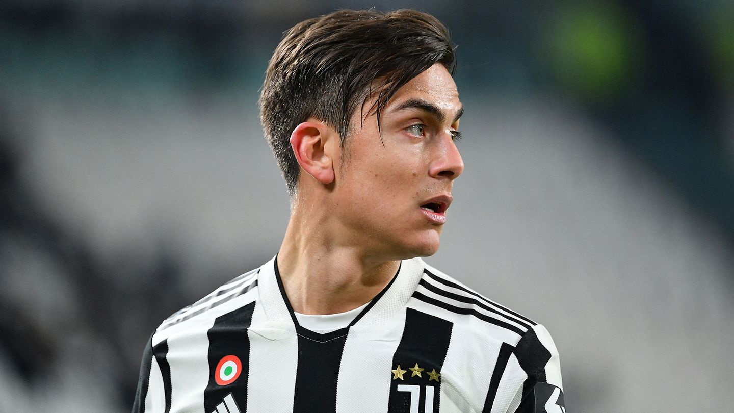 Paulo Dybala Juventus 2021-22