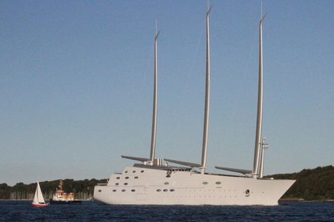 Die Yacht SY A von Andrei Igorewitsch Melnitschenko