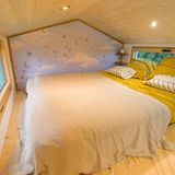 Auch das Schlafzimmer erlaubt einen freien Ausblick.