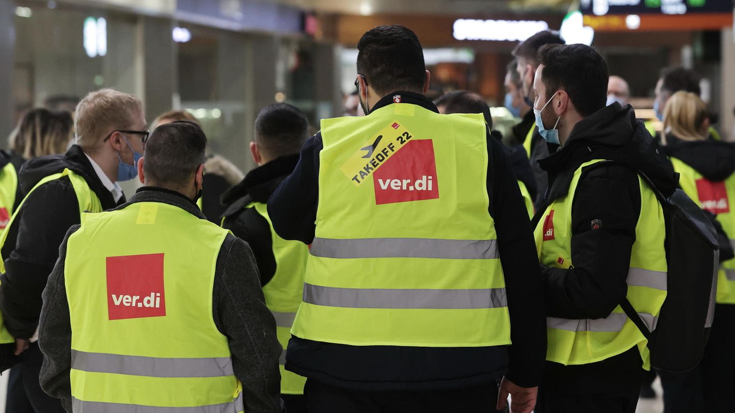 Strike: Verdi Calls For Warning Strikes At Several Airports - 24 Hours ...