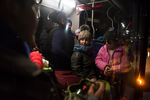 Die Zivilisten fliehen aus der Ukraine. Wo sollen sie auf Dauer unterkommen?  
