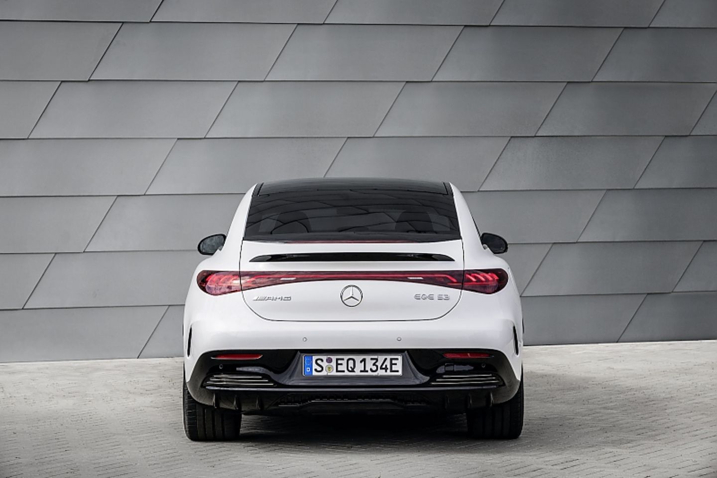 Vom Mercedes EQE wird es auch zwei AMG-Versionen geben
