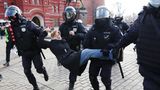 Das russische Innenministerium hatte von etwa 300 Festnahmen bei den nicht genehmigten Kundgebungen am vergangenen Sonntag allein in der Hauptstadt Moskau gesprochen. Aktionen gab es etwa auch in Wladiwostok im äußersten Osten Russlands und in Irkutsk am Baikalsee.