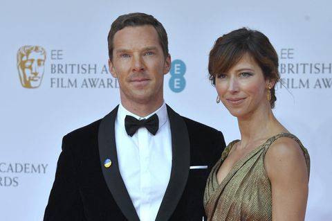 Benedict Cumberbatch mit Ukraine-Anstecknadel bei den Baftas