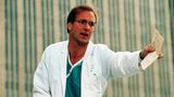 Auch als Arzt machte William Hurt 1991 eine gute Figur: In dem Filmdrama "Der Doktor – Ein gewöhnlicher Patient" spielte er einen abgehobenen Chirurgen, der erst durch seine eigene Krebserkrankung geläutert wird.