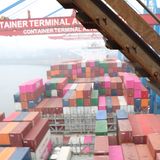 Blick auf das Containterschiff "Seaspan"