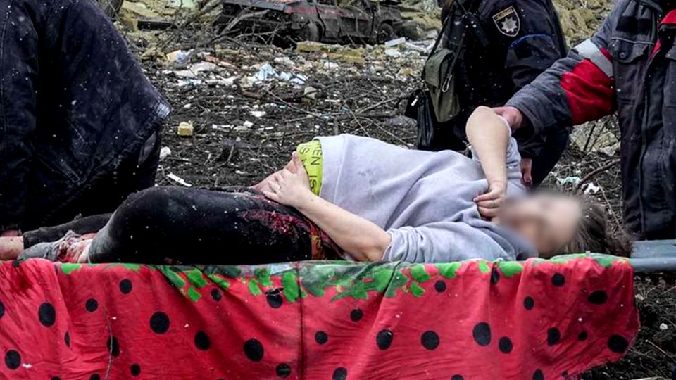 Ukraine-Krieg: Traumaexperte gibt Tipps zur Verarbeitung der Kriegsbilder