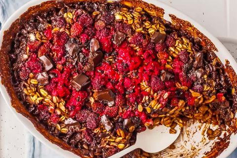Gesunder Frühstücks-Trend: So einfach bereiten Sie Baked-Oatmeal zu