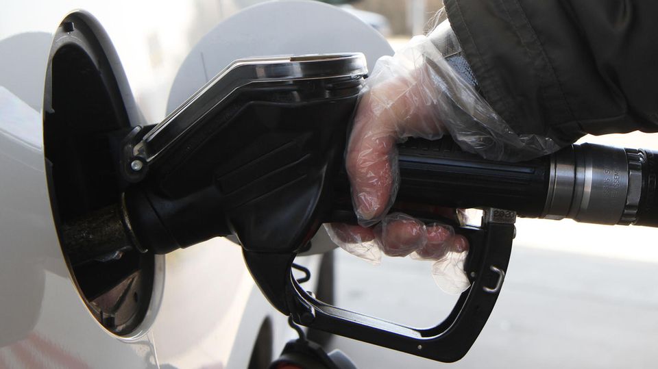 Sprit sparen: Mit diesen Tipps minimieren Sie Ihre Benzin-Kosten und Diesel-Kosten