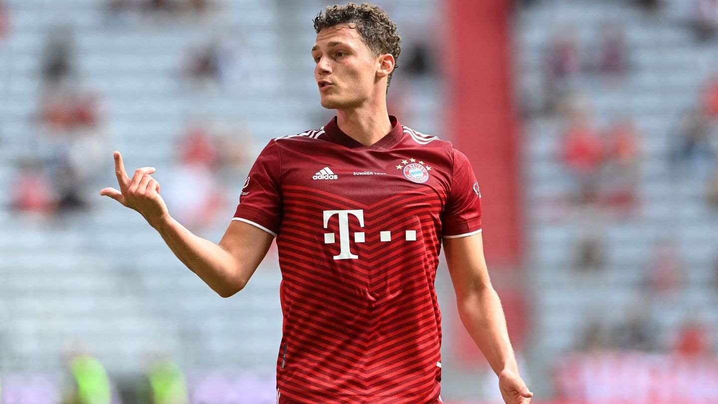 Corona: Benjamin Pavard from FC Bayern Munich is out