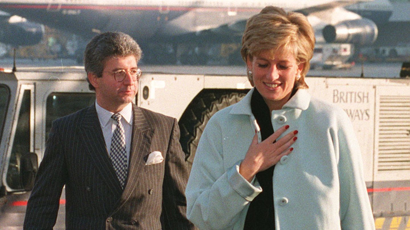 Princess Diana: BBC compensates ex-private secretary Patrick Jephson
