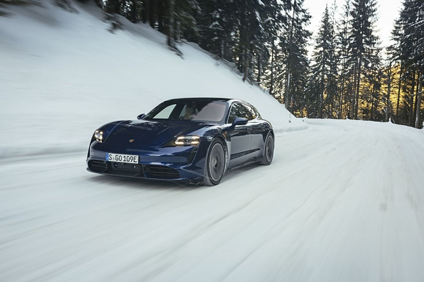 Porsche Taycan Turbo Sport Turismo
